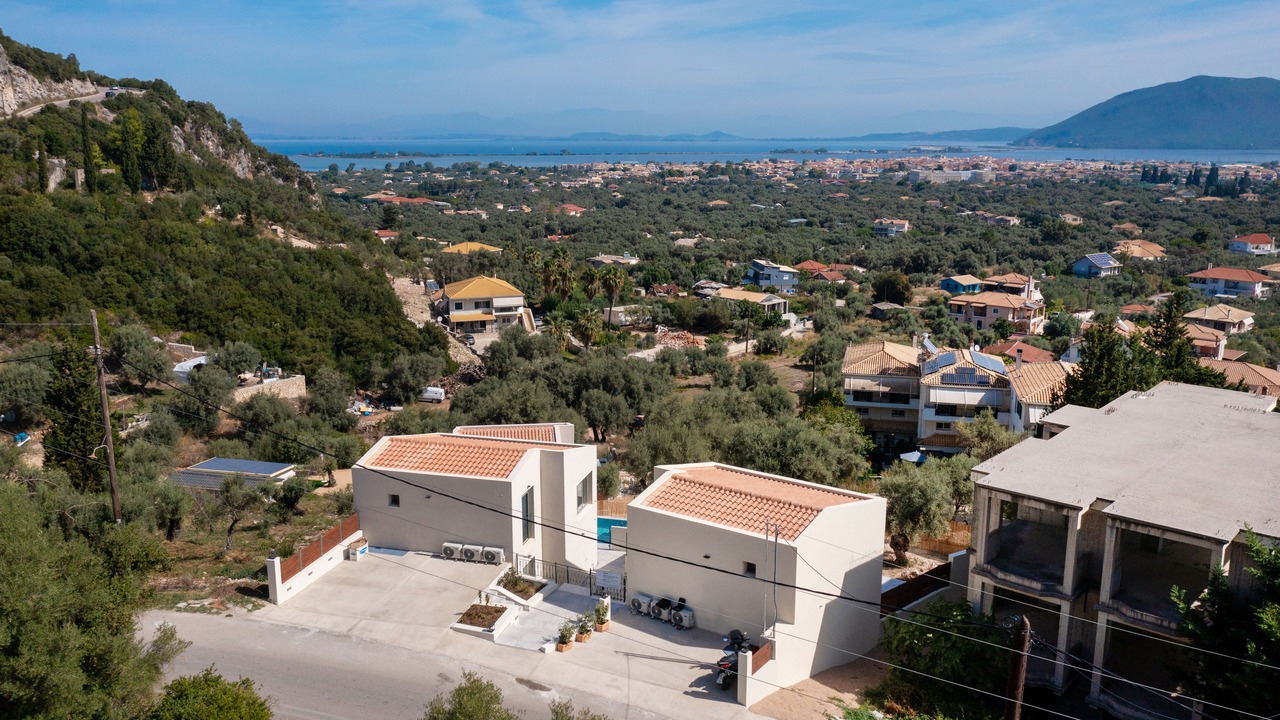 Photo of Outdoor in Apolpaina