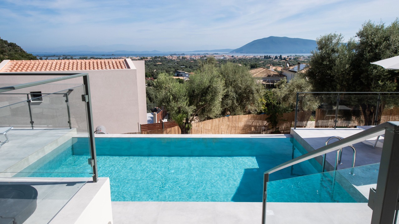 Photo of Outdoor in Apolpaina