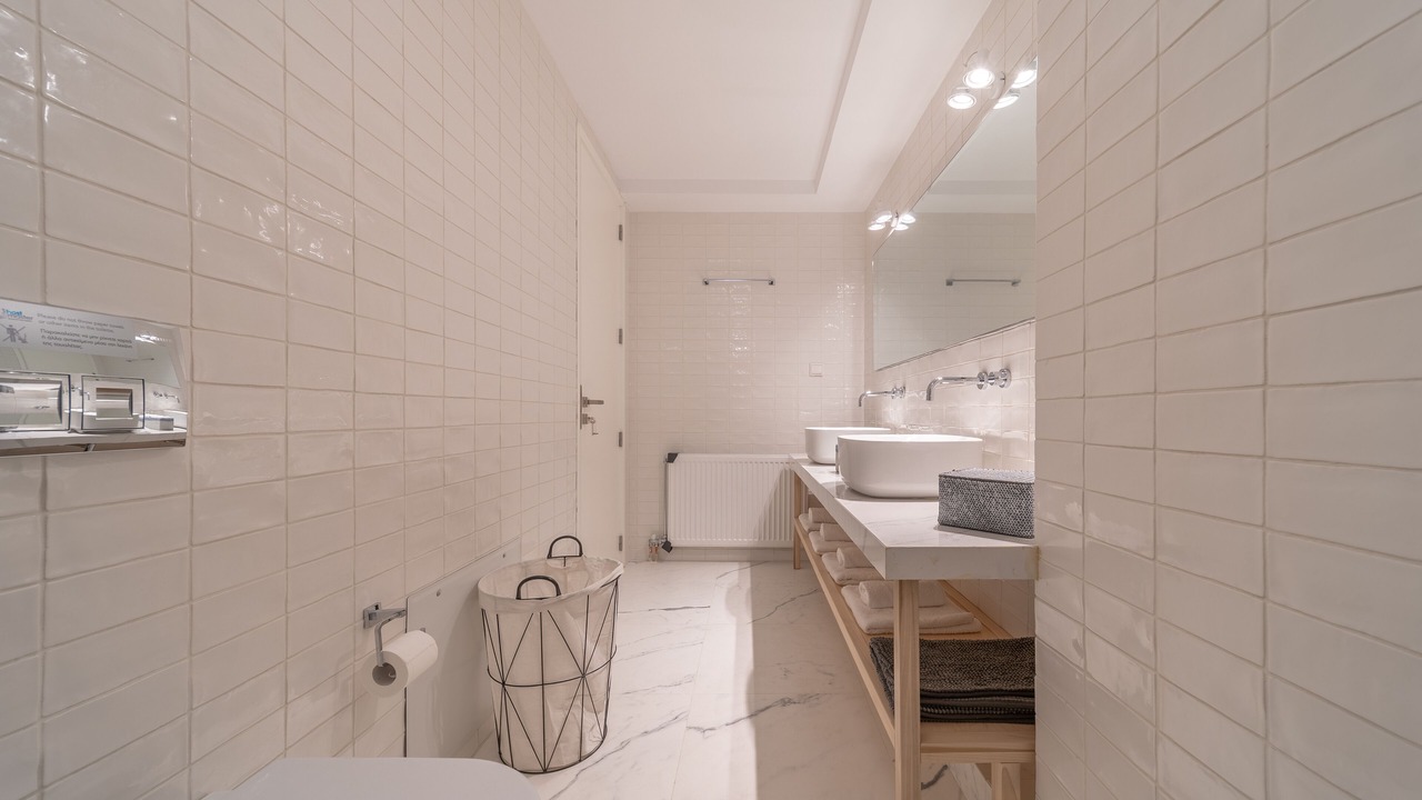 Photo of Bathroom in Kerameikos