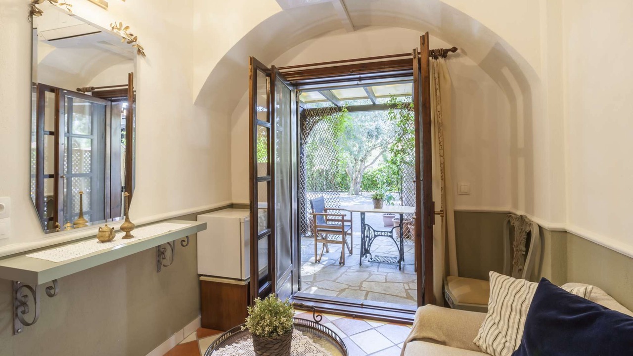 Photo of Livingroom in Paradhisos