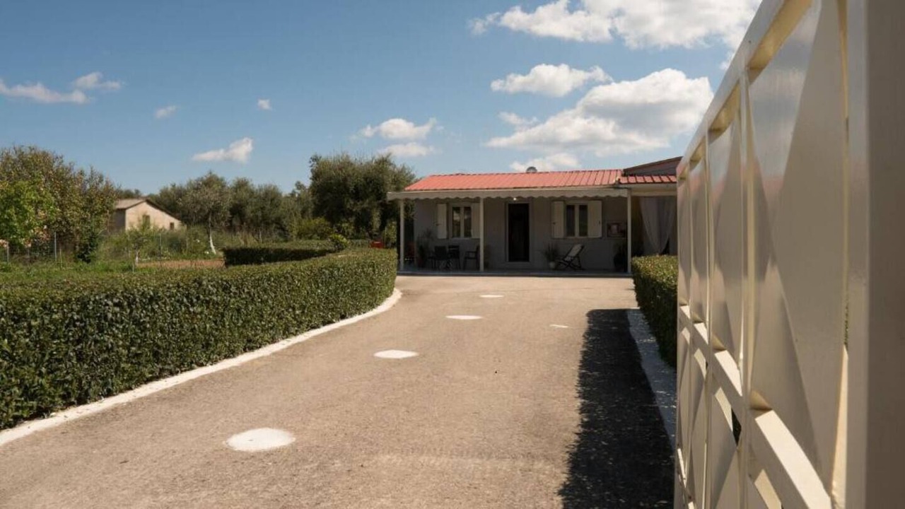 Photo of Outdoor in Neromilos