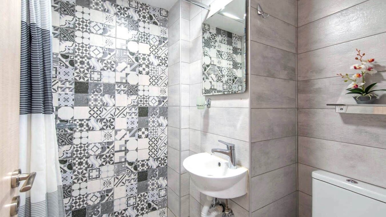 Photo of Bathroom in Thissio