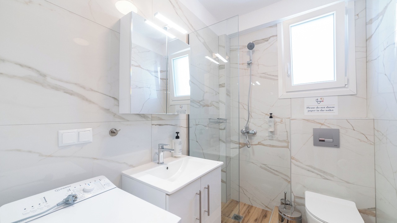 Photo of Bathroom in Pangaio