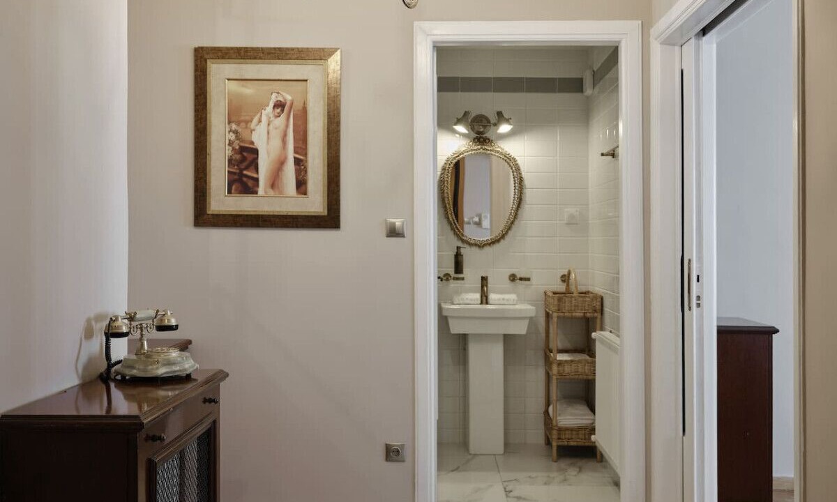 Photo of Bathroom in Mousio