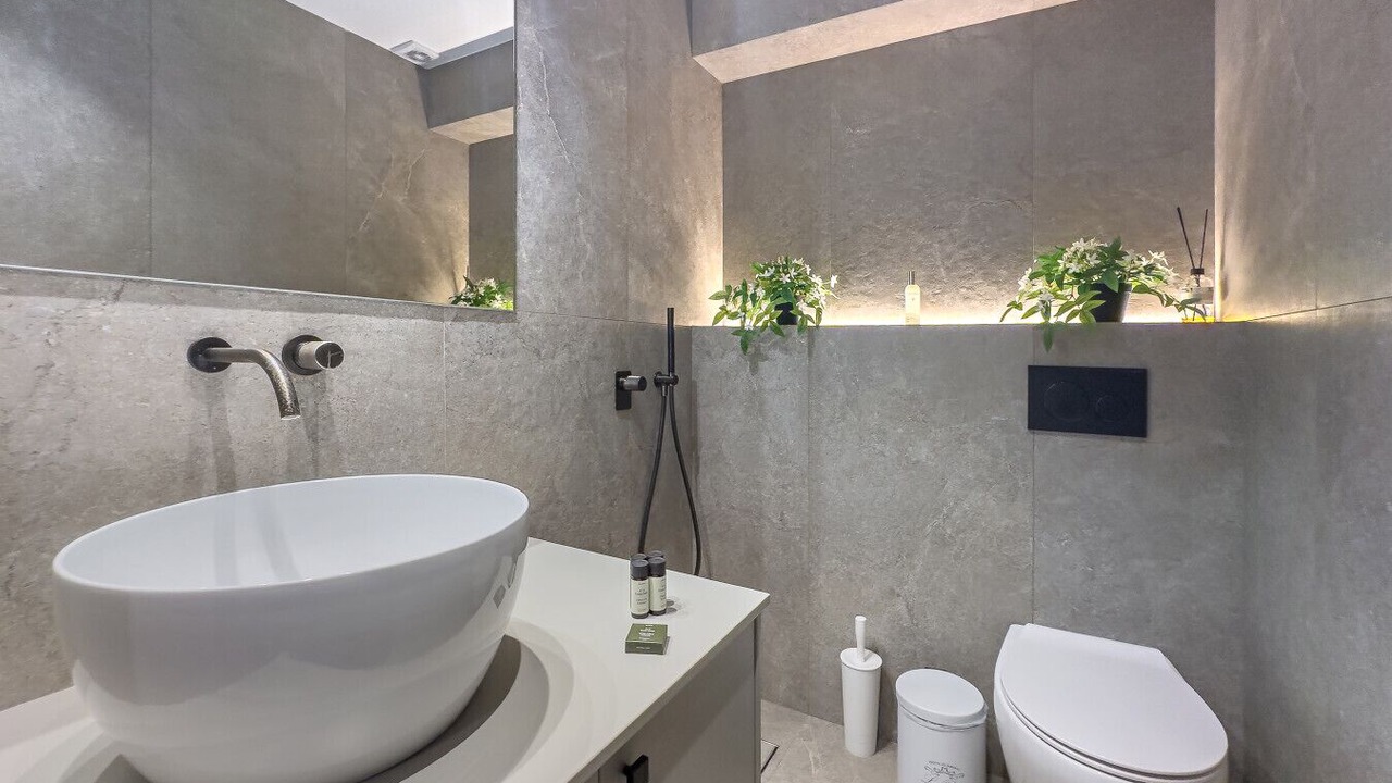 Photo of Bathroom in Ampelokipoi