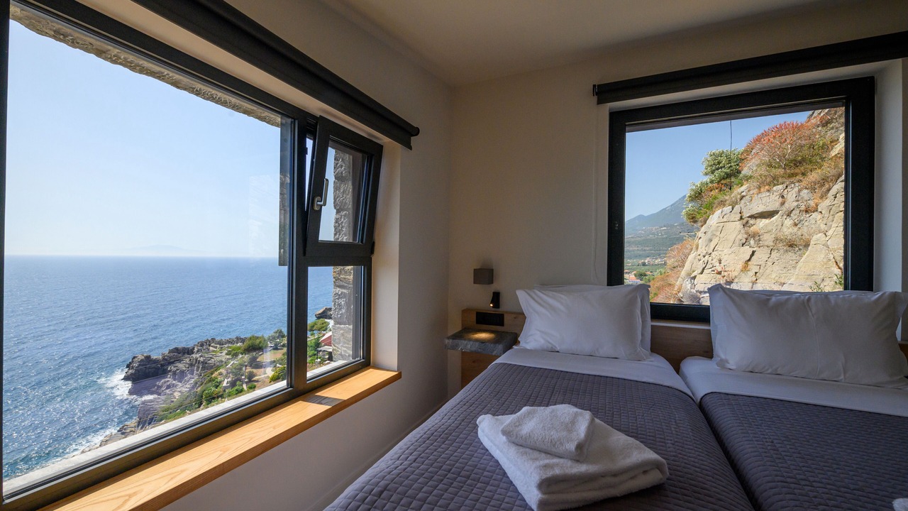 Photo of Bedroom in Lefktron