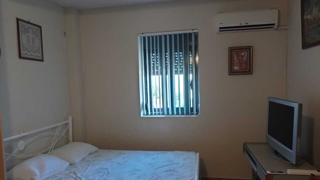 Photo of Bedroom in Lefktron