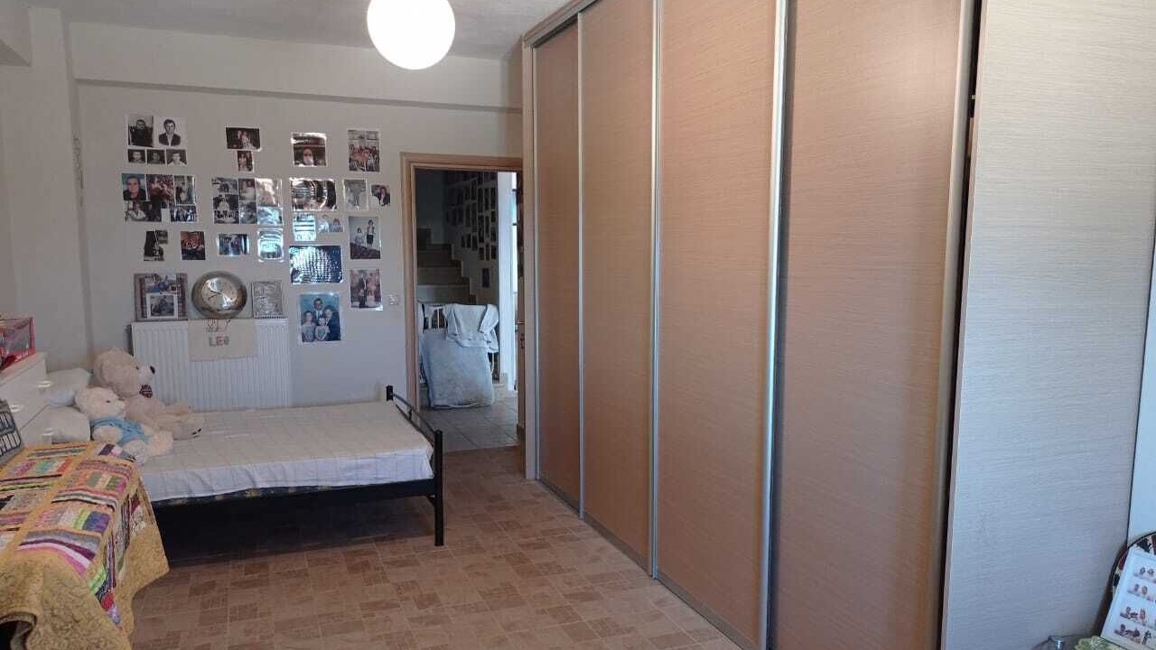 Photo of Bedroom in Lefktron