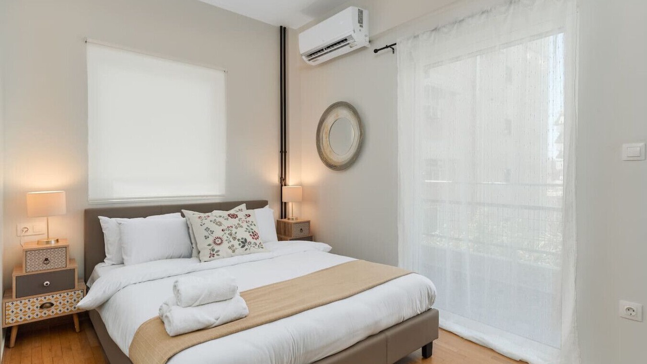 Photo of Bedroom in Alimos
