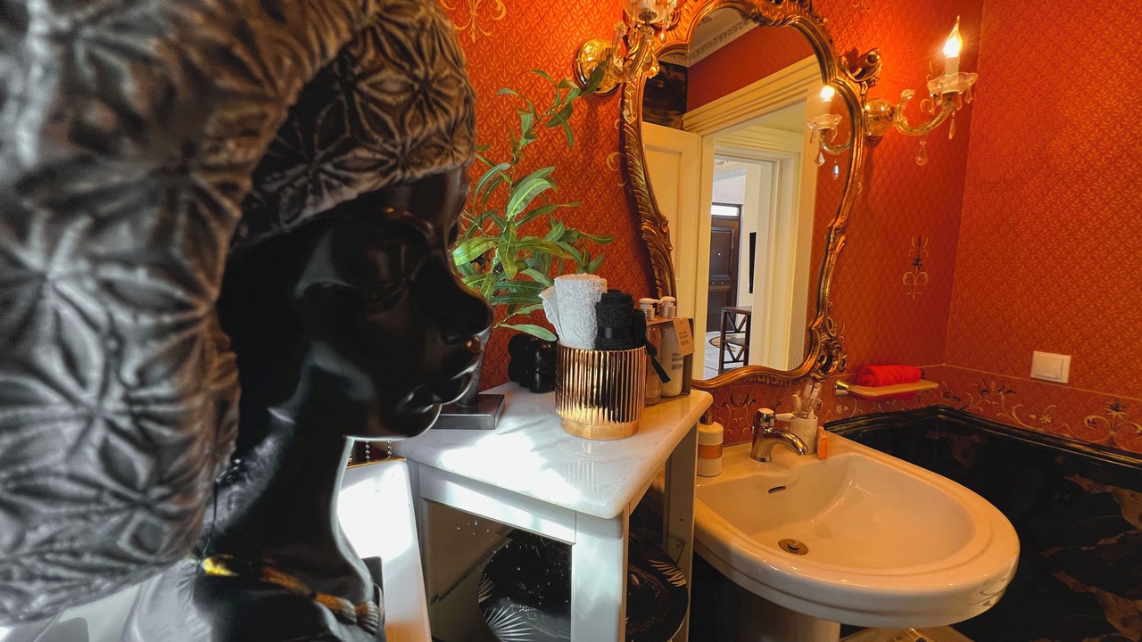 Photo of Bathroom in Alimos