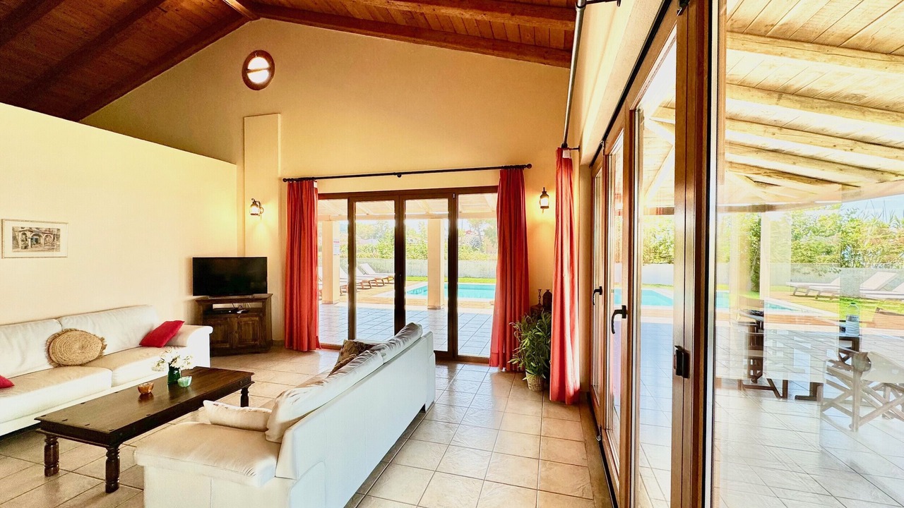 Photo of Livingroom in Acharavi