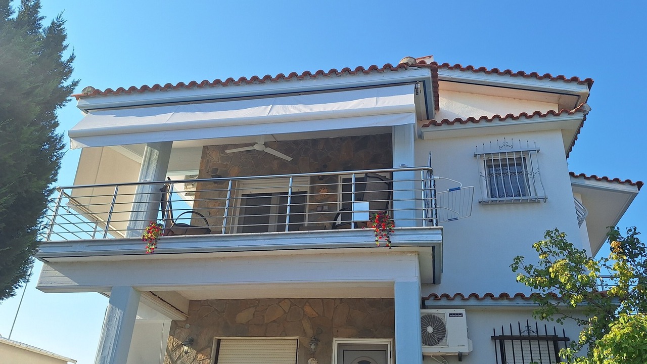 Photo of Outdoor in Paralia Mesis