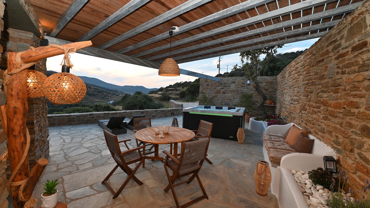 Photo of Outdoor in Exomvourgo