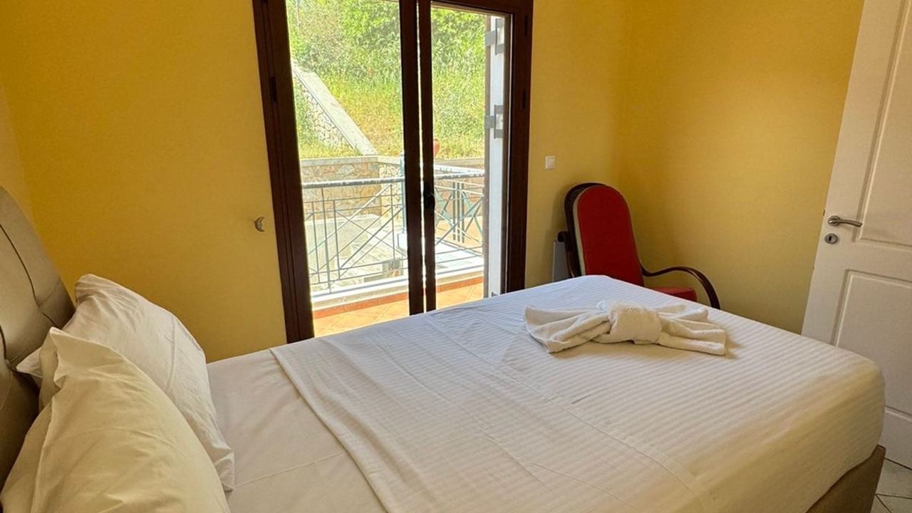 Photo of Bedroom in Steni Dirfyos