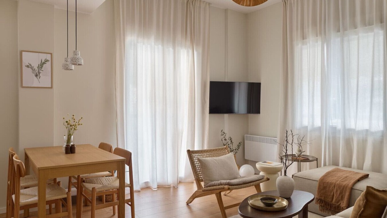 Photo of Livingroom in Filopappou