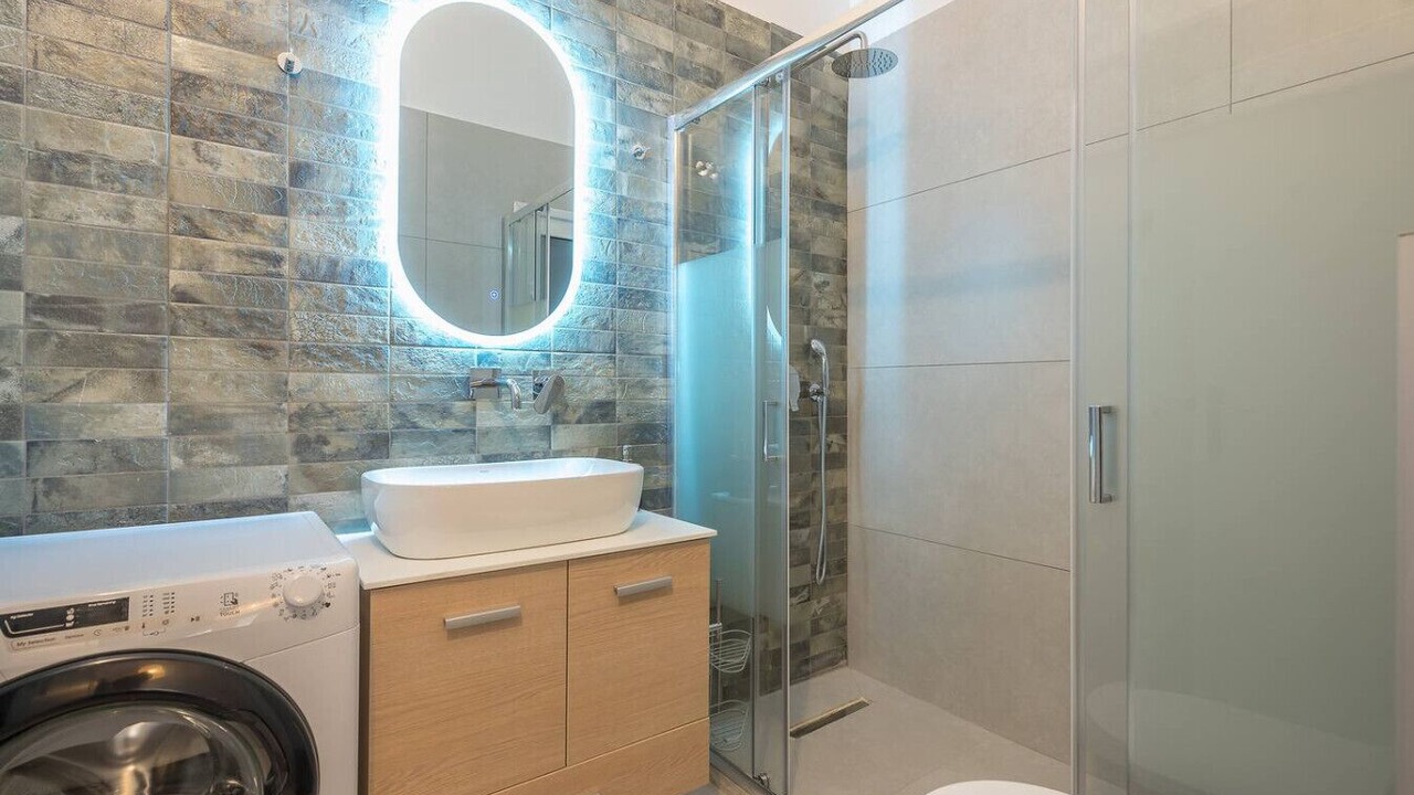 Photo of Bathroom in Exarhia