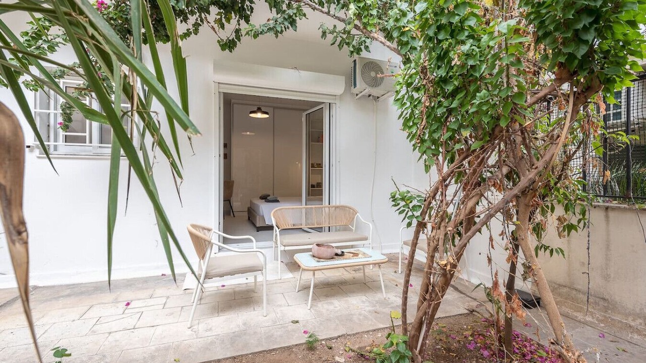 Photo of Patio Balcony in Exarhia
