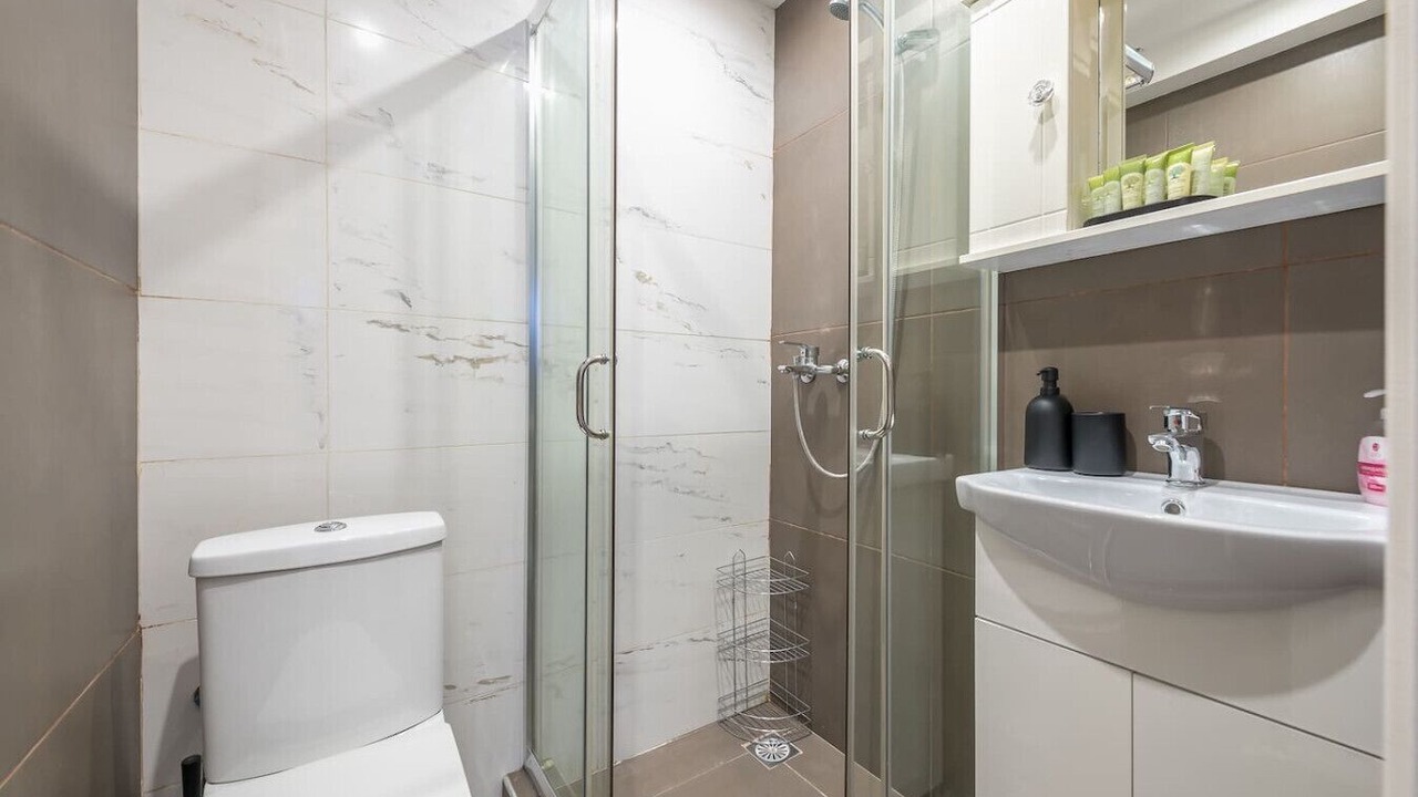 Photo of Bathroom in Exarhia