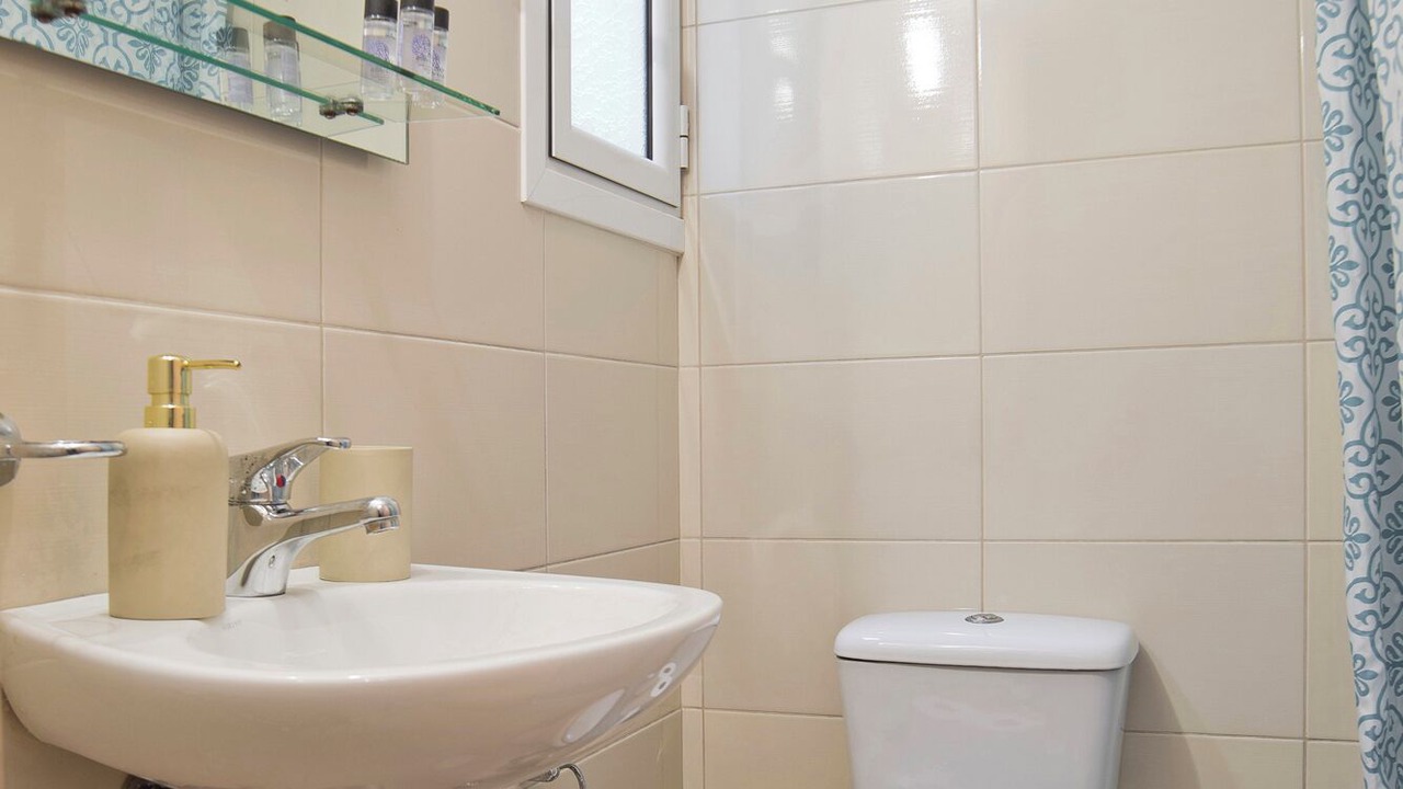 Photo of Bathroom in Attiki
