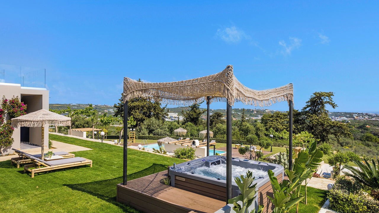 Photo of Patio Balcony in Agia