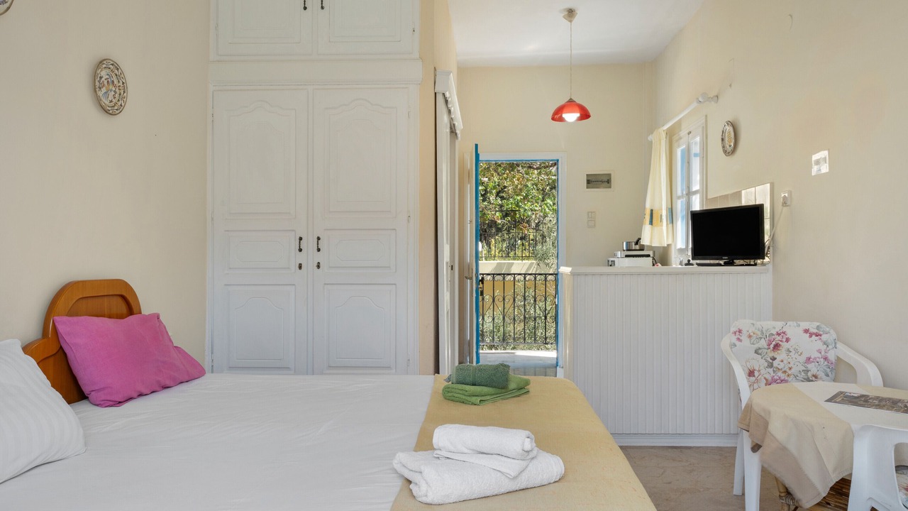 Photo of Bedroom in Panormos