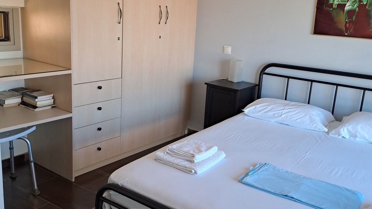 Photo of Bedroom in Charakas