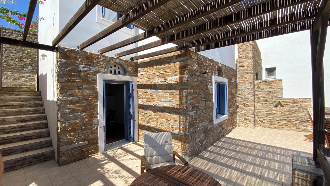 Photo of Patio Balcony in Gavrio
