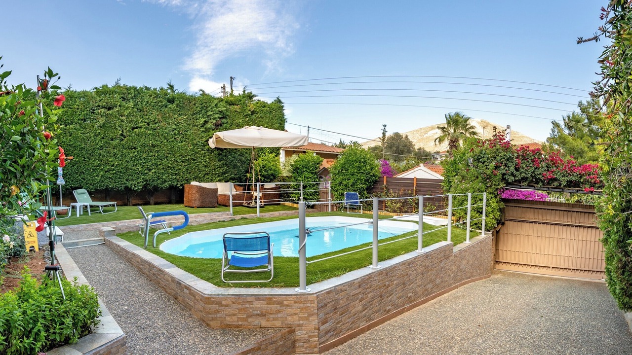 Photo of Outdoor in Saronikos