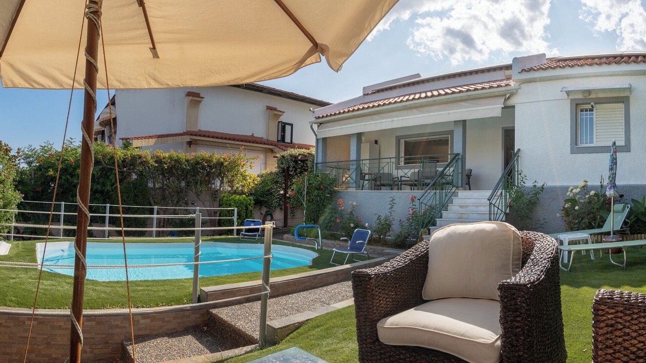 Photo of Outdoor in Saronikos