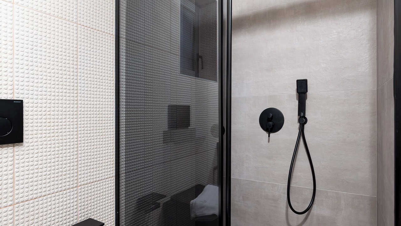 Photo of Bathroom in Prasas