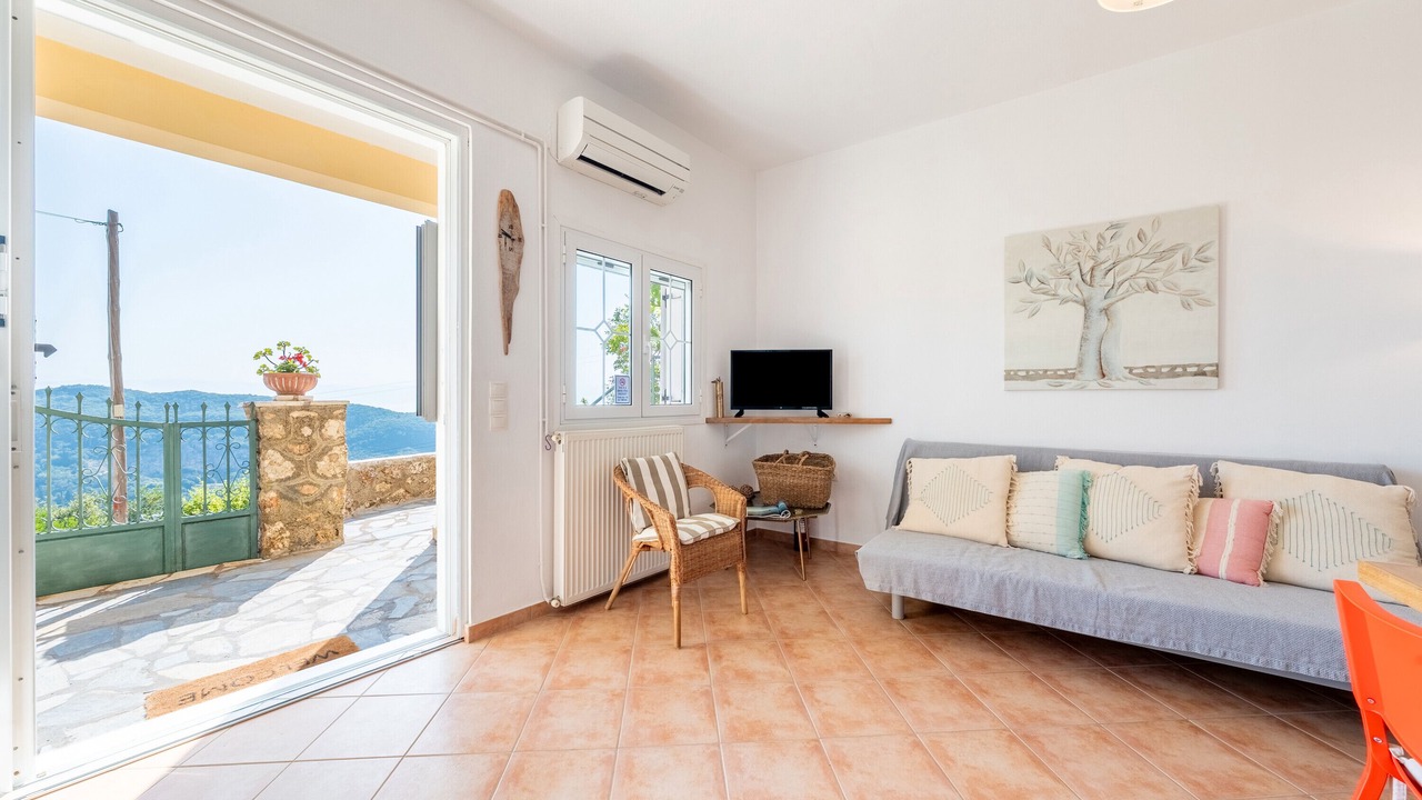 Photo of Livingroom in Benitses