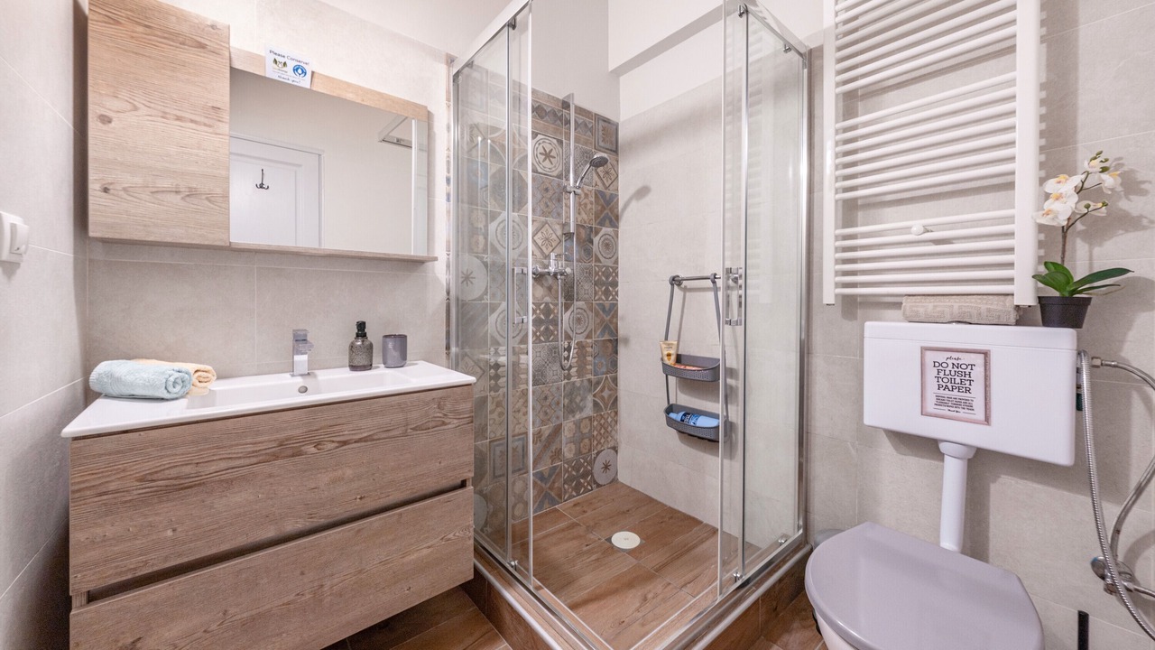 Photo of Bathroom in Benitses