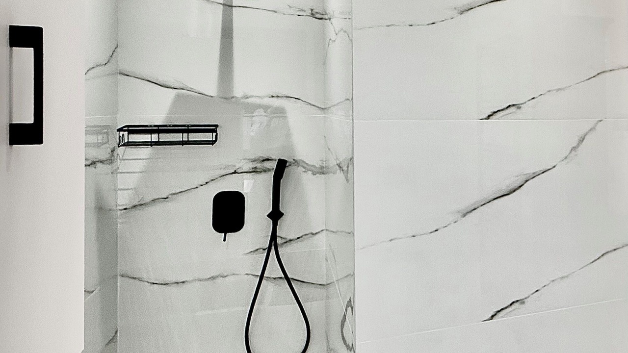 Photo of Bathroom in Parelia