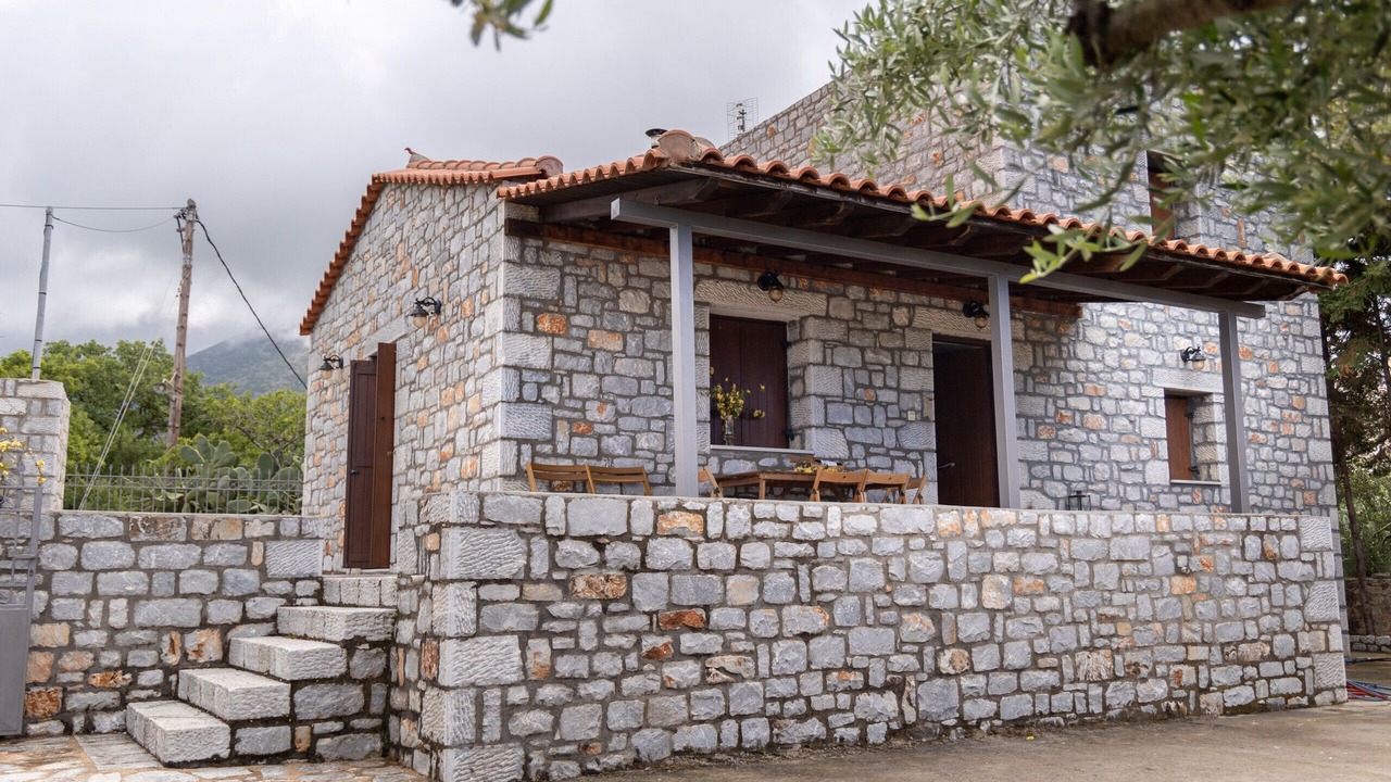 Photo of Outdoor in Omales