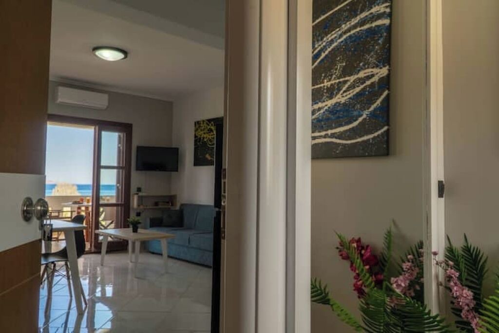 Photo of Livingroom in Korfalonas
