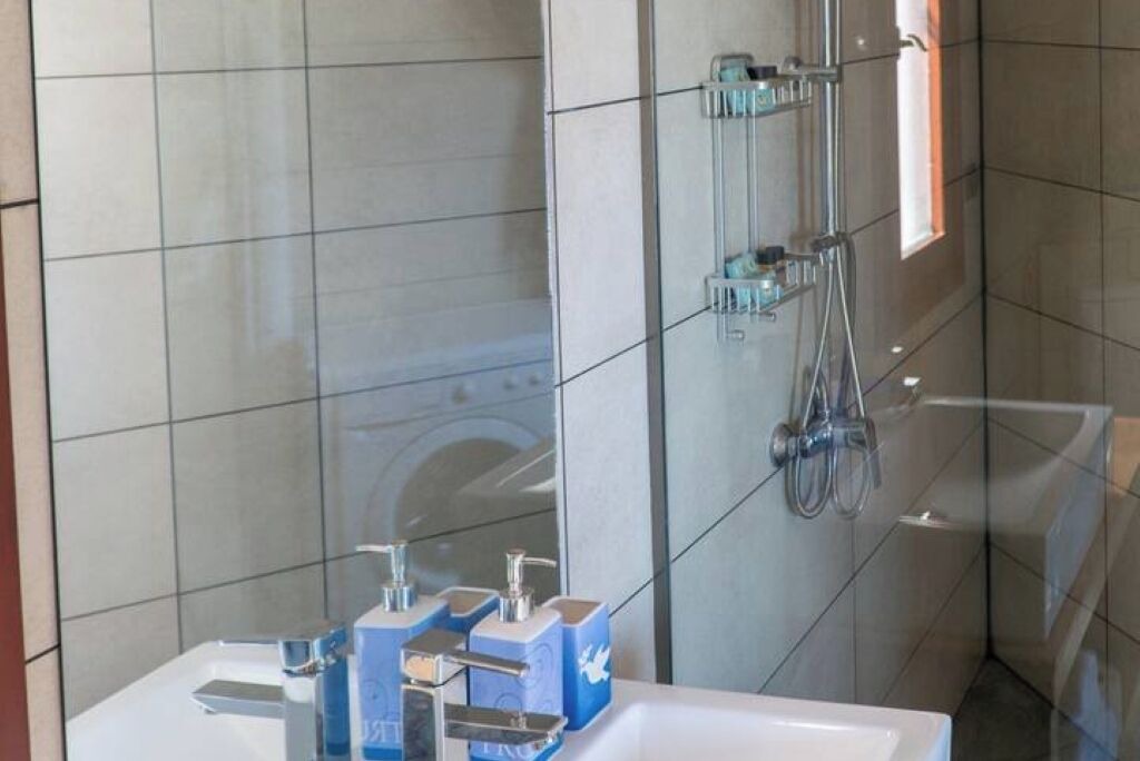 Photo of Bathroom in Korfalonas
