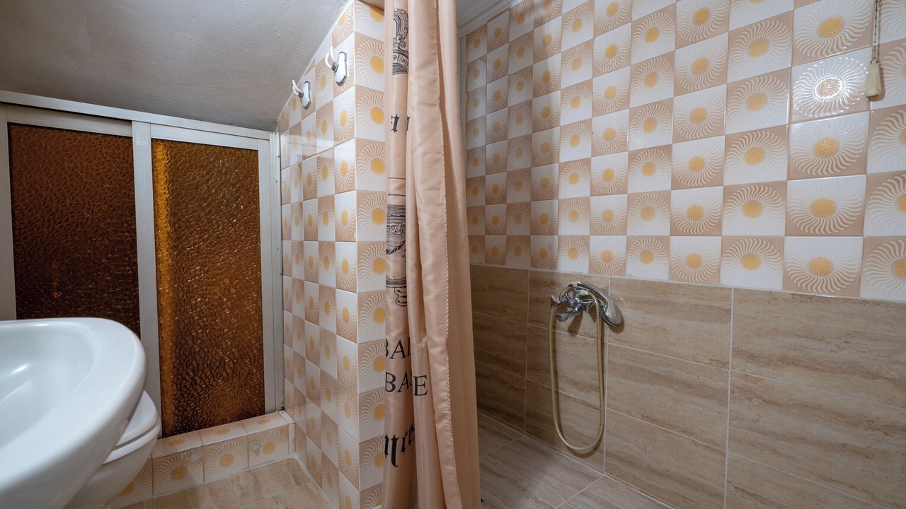 Photo of Bathroom in Nikaia