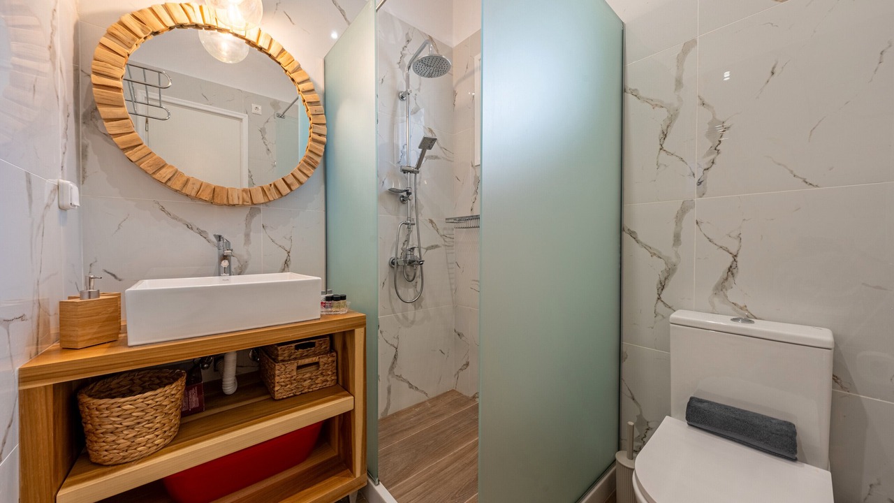 Photo of Bathroom in Notos