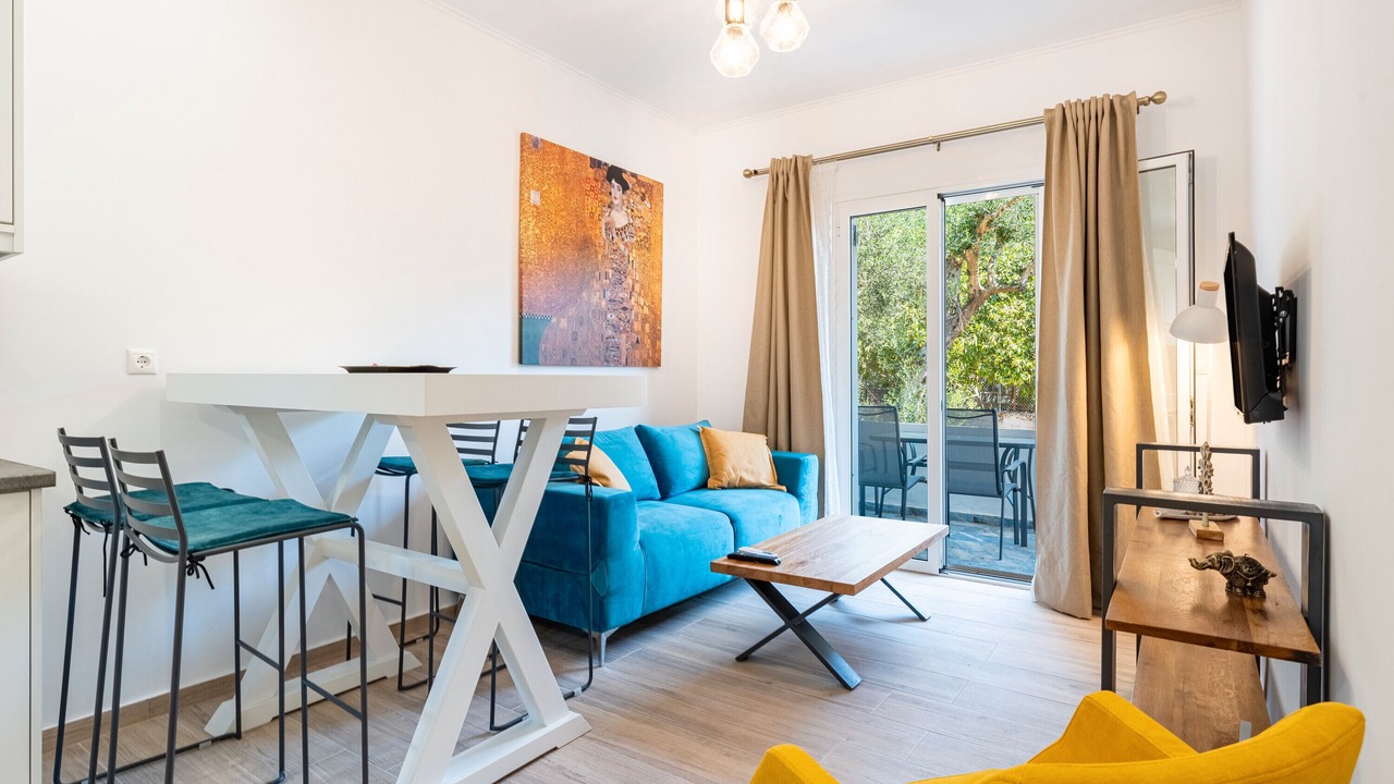 Photo of Livingroom in Notos