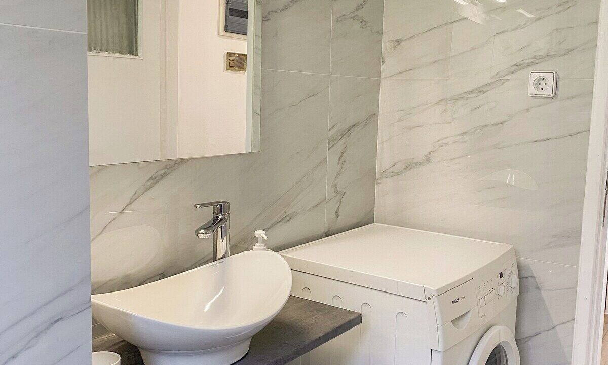 Photo of Bathroom in Ano Patisia