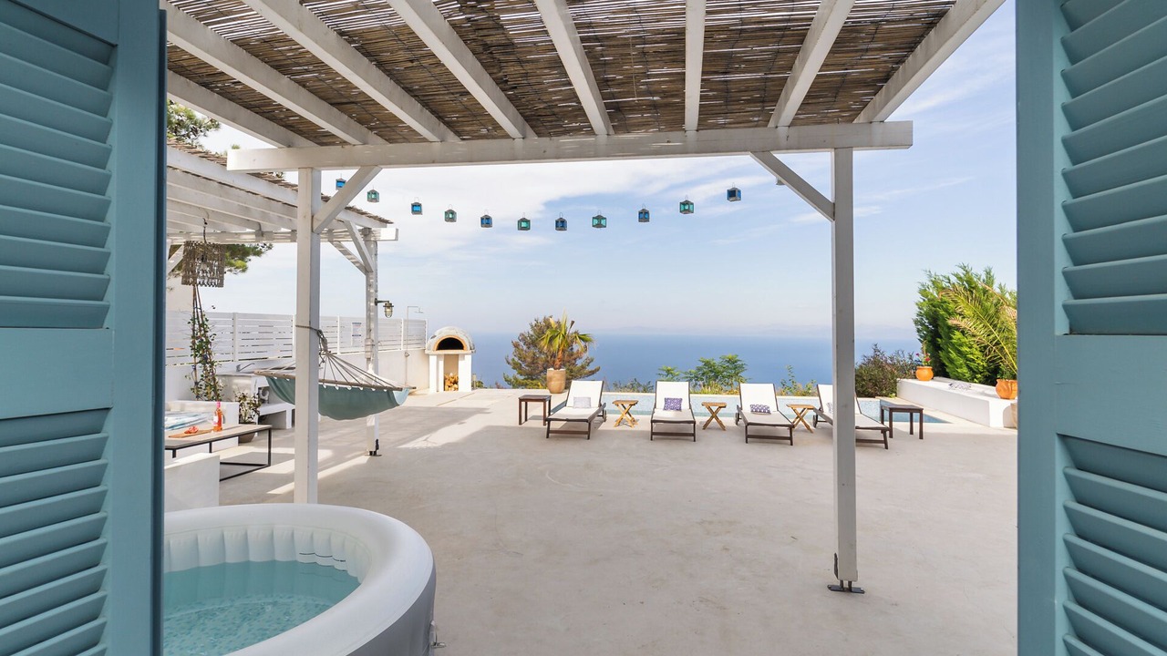 Photo of Patio Balcony in Kalamitsi