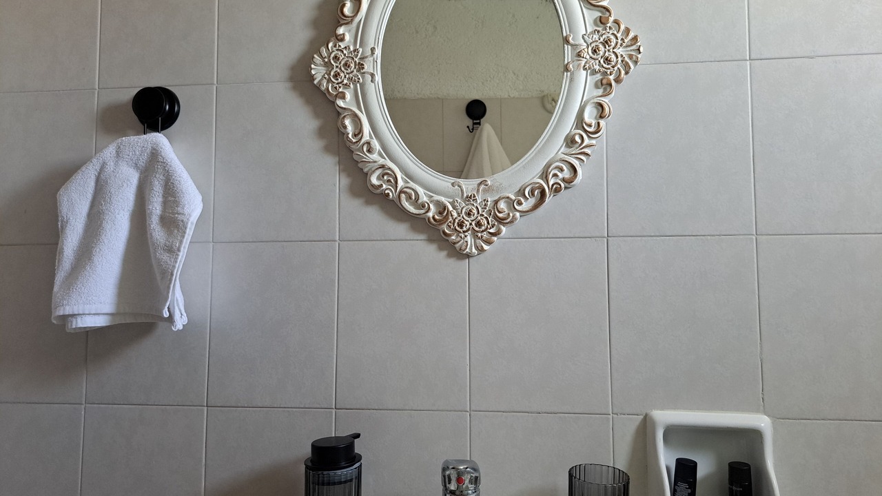 Photo of Bathroom in Alinda