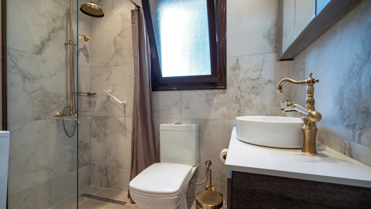 Photo of Bathroom in Nea Makri