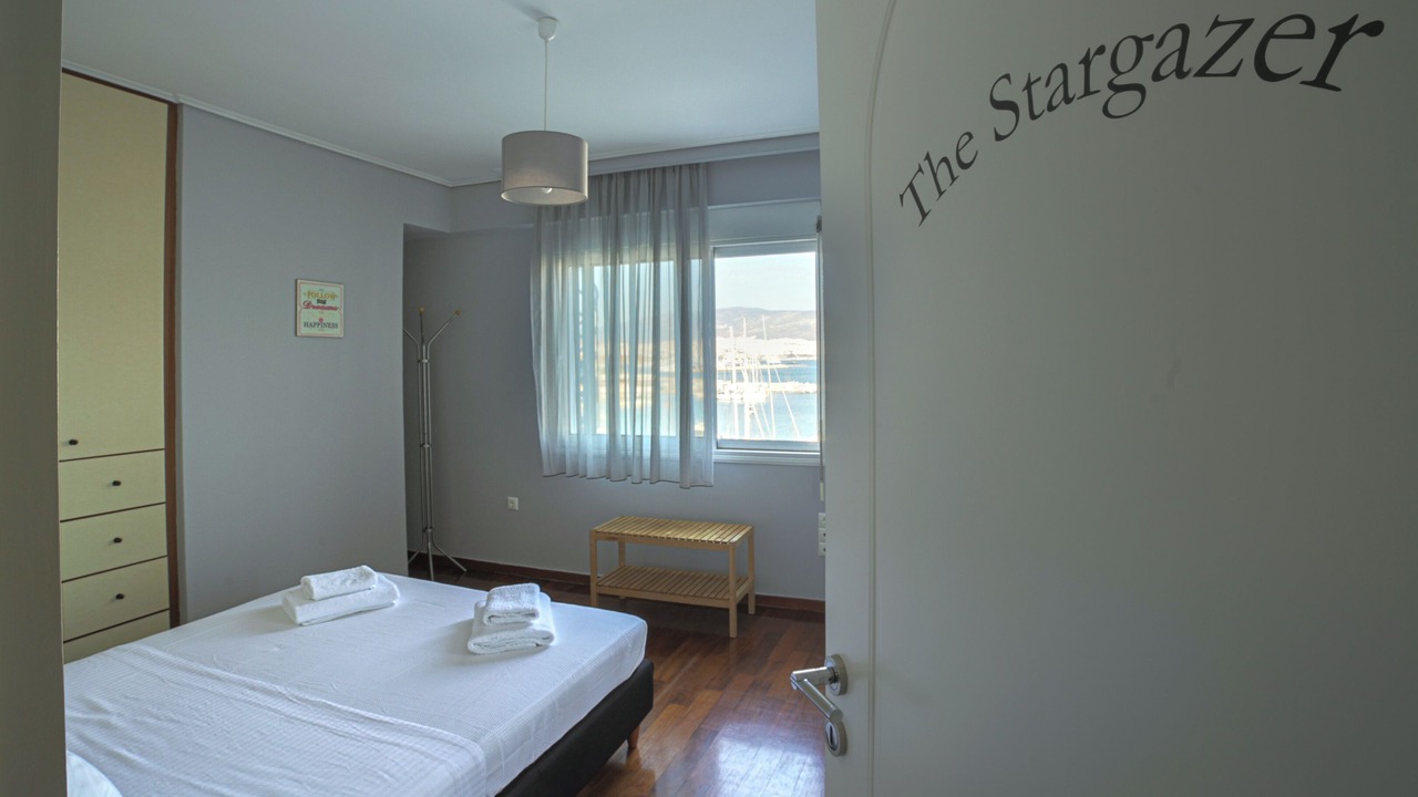 Photo of Bedroom in Mikrolimano