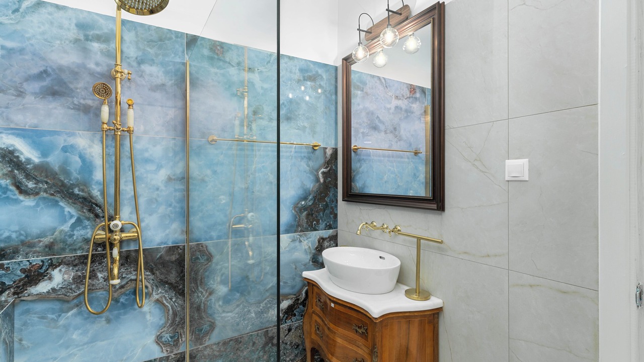 Photo of Bathroom in Exarhia