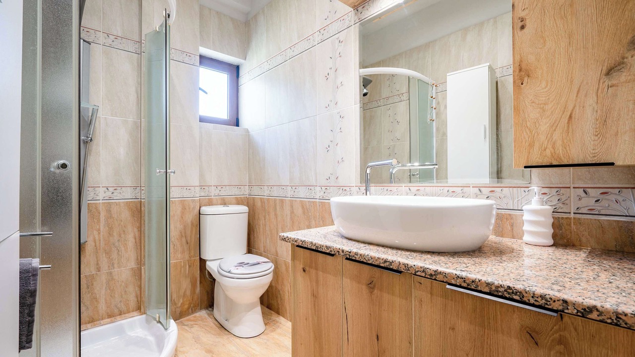 Photo of Bathroom in Eretria