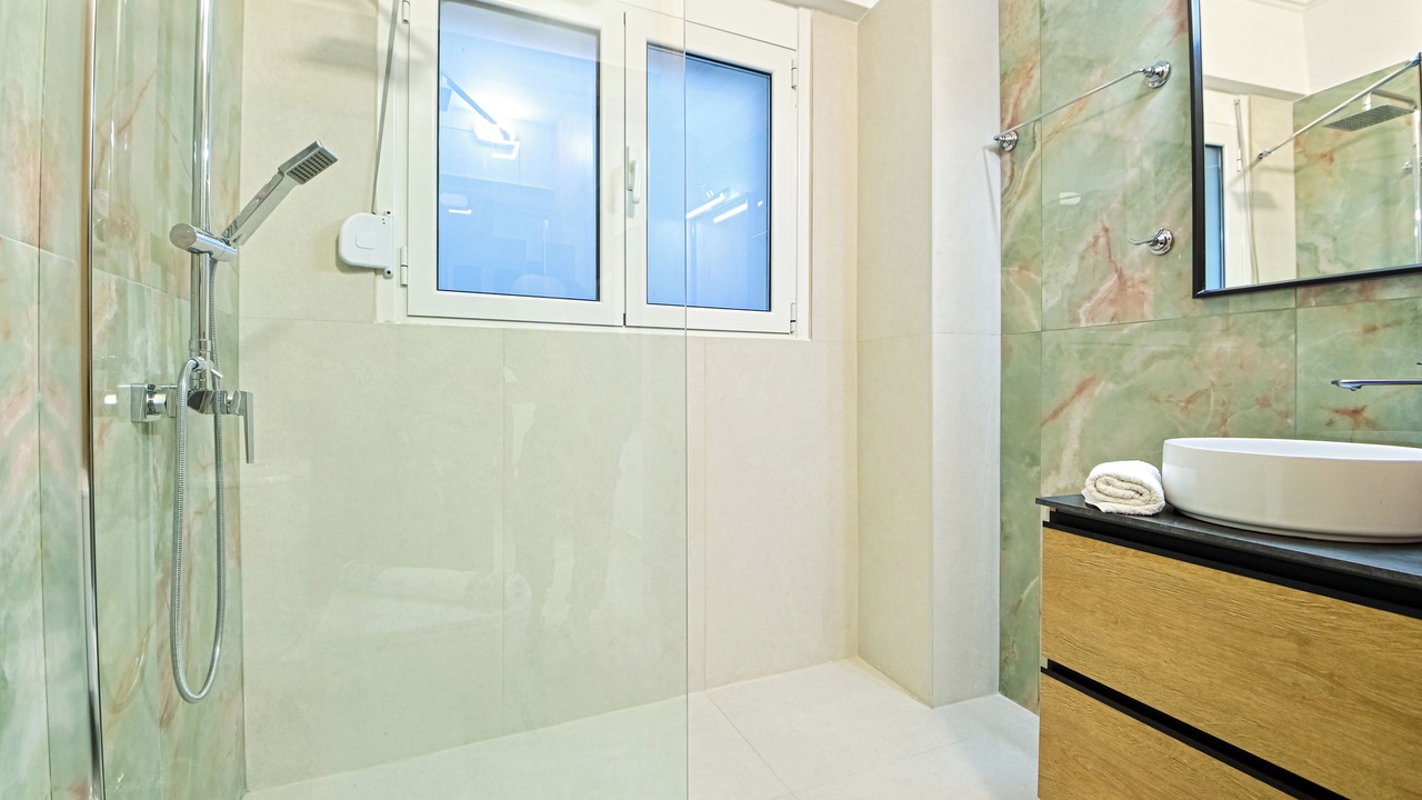 Photo of Bathroom in Kinosargous