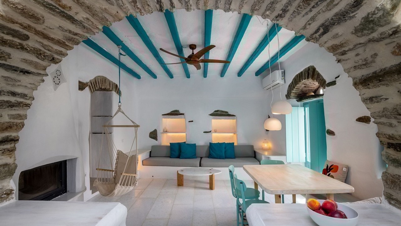 Photo of Livingroom in Megas Yialos-Nites