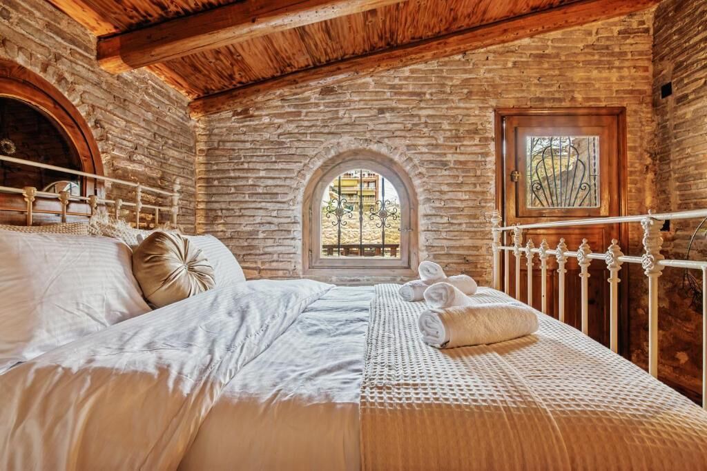 Photo of Bedroom in Kerameikos