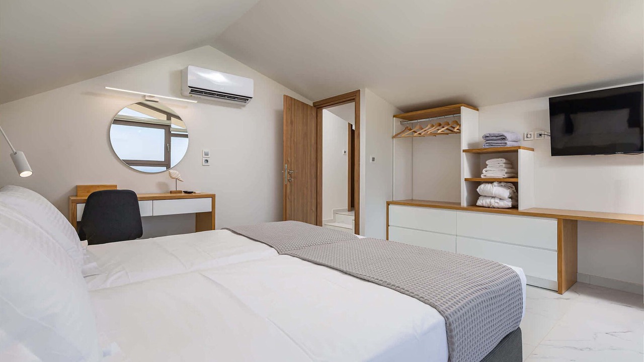 Photo of Bedroom in Stalos